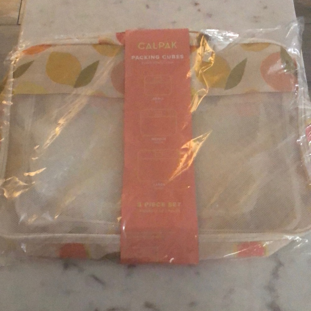 CALPAK Packing Cubes